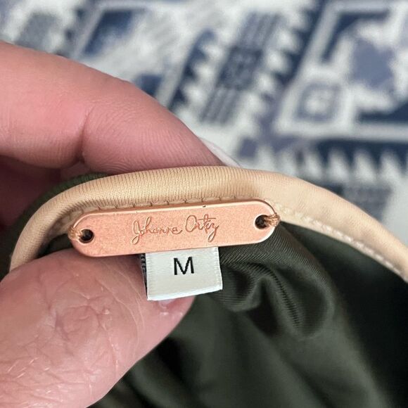 Johanna Ortiz Manuscript of love one piece size medium - Picture 8 of 8